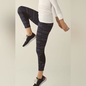 Lululemon Pace Rival Crop 22" Cyber Stripe Naval Blue Black gym workout street 8